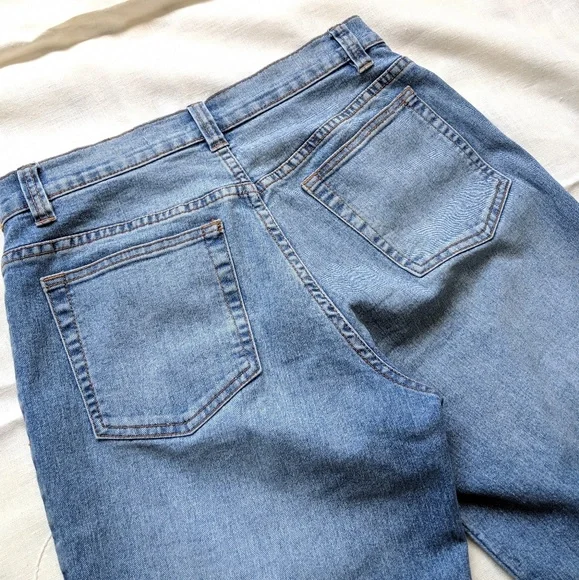 🌼3/$28🌼Unique V Cristina Boho Chic Beaded Petite Size Jeans - Picture 3 of 6